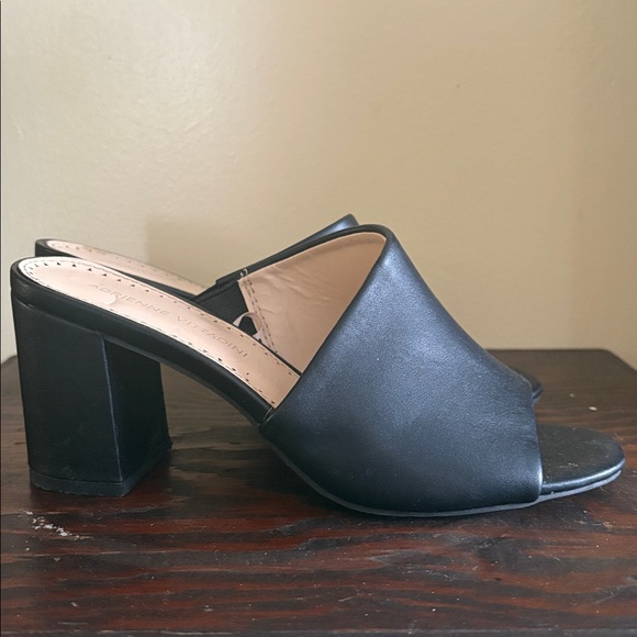 Adrienne Vittadini Shoes - Size 6.5 Black Leather Block Open-Toe Heels
